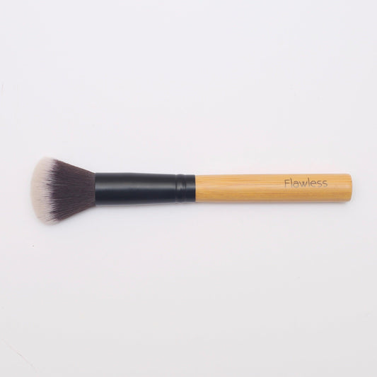 Flawless Highlighter Brush - Eco-friendly & Vegan
