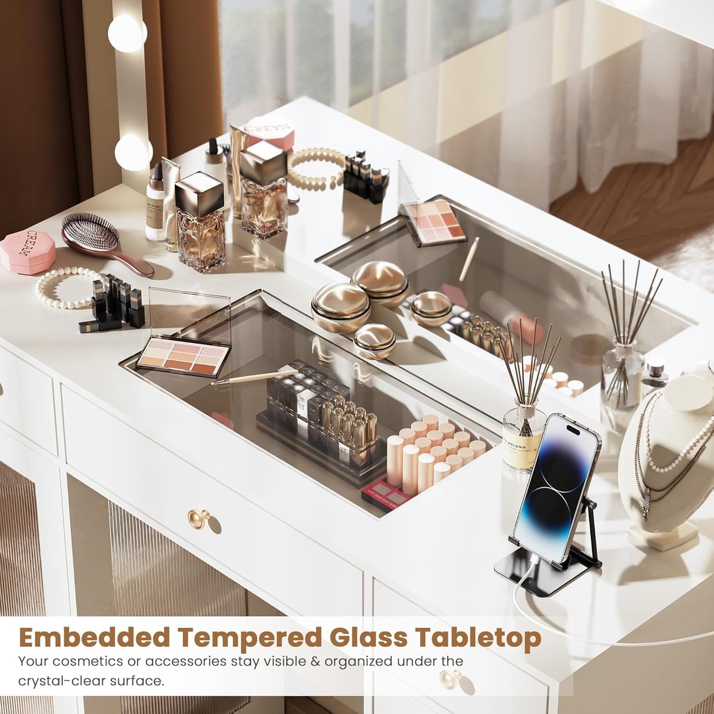 White Cosmetic Vanity Desk With Illuminated Mirror