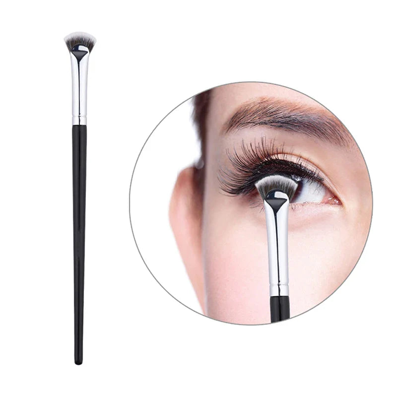 Fan-Shaped Eyelash Brush for Makeup