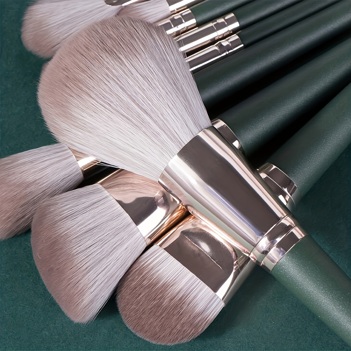 Glamorous Green 14pc Makeup Brush Collection