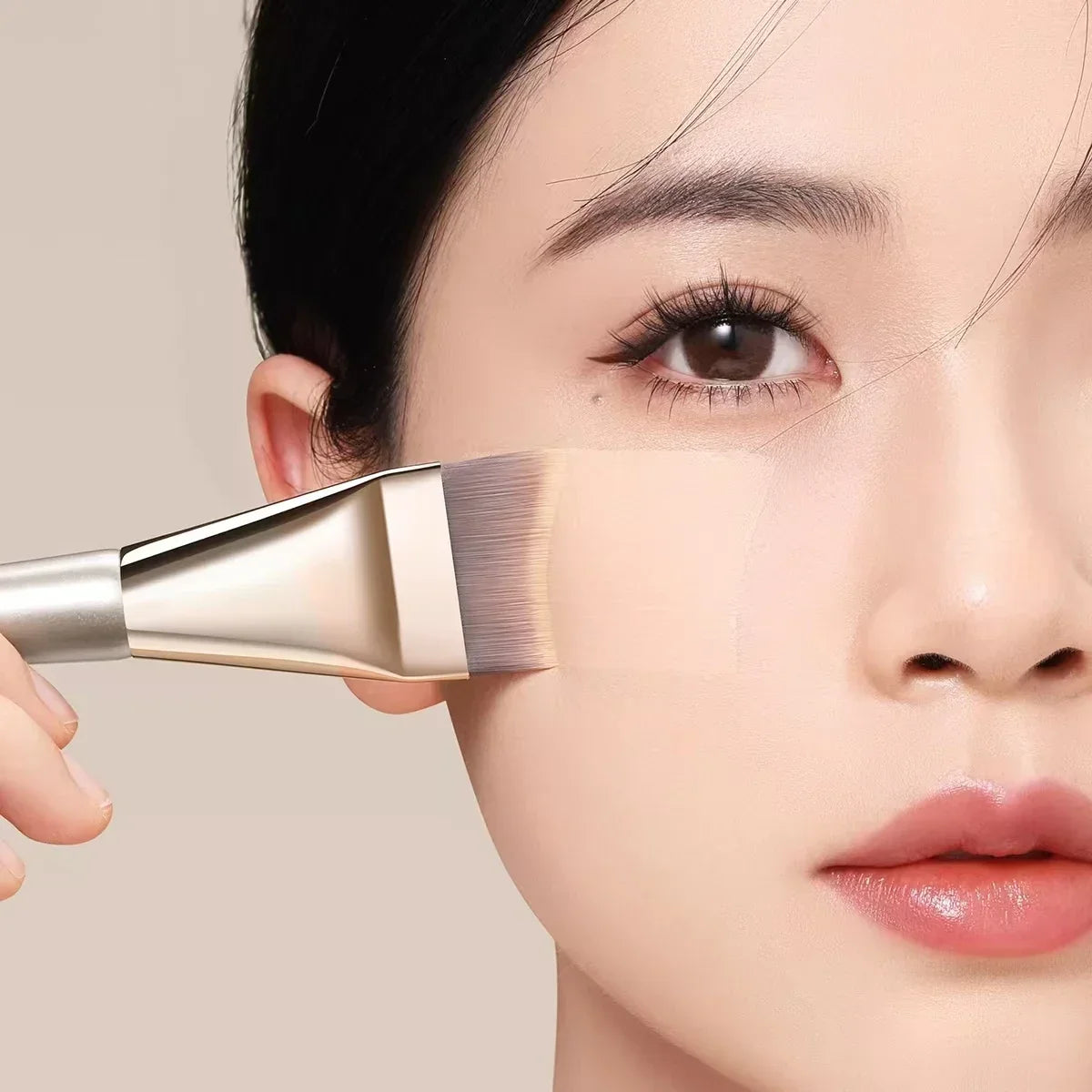 Ultra-thin Foundation Brush for Flawless Finish