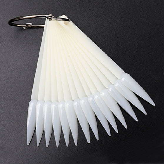 NATURAL LONG NAIL TIPS STILETTO (swatch)