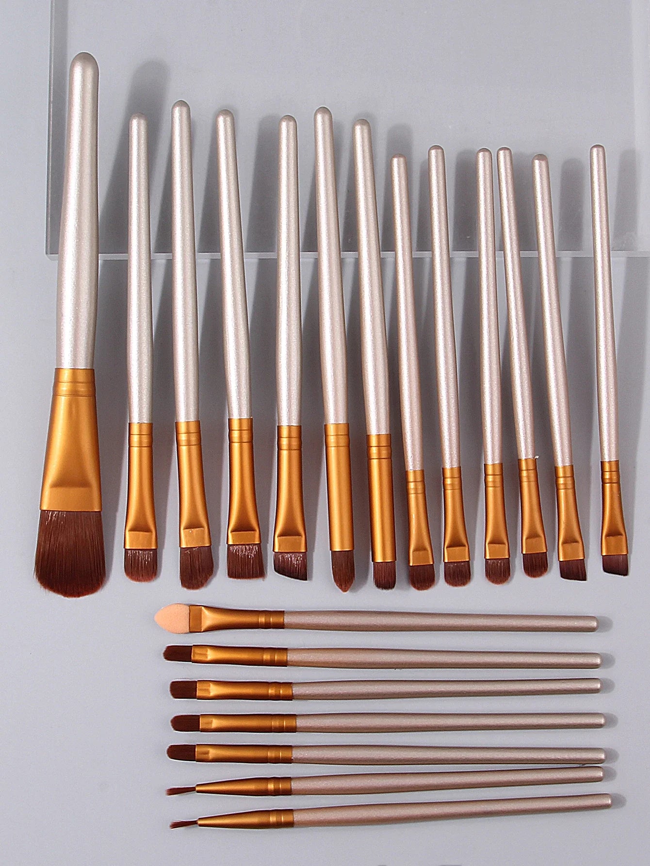 20 Piece High End Makeup Brush Set