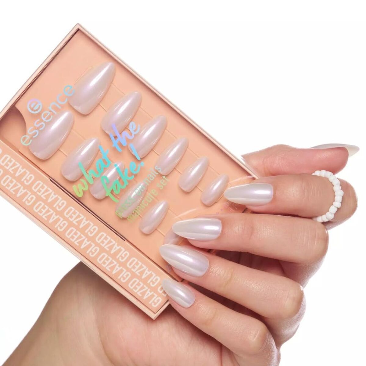 Nail polish Essence WHAT THE FAKE!