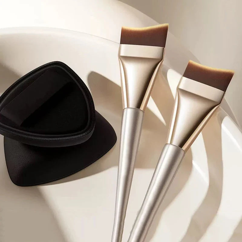 Angle Foundation Brush Makeup Palette Set