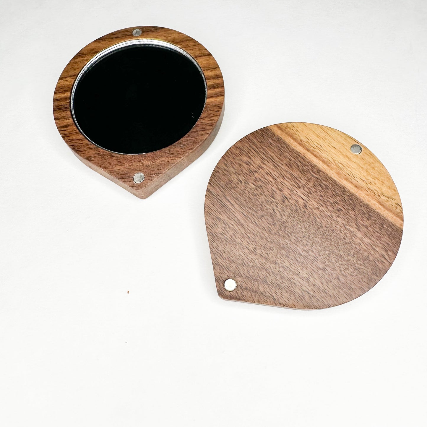 Plastic-Free Bamboo Makeup Mirror