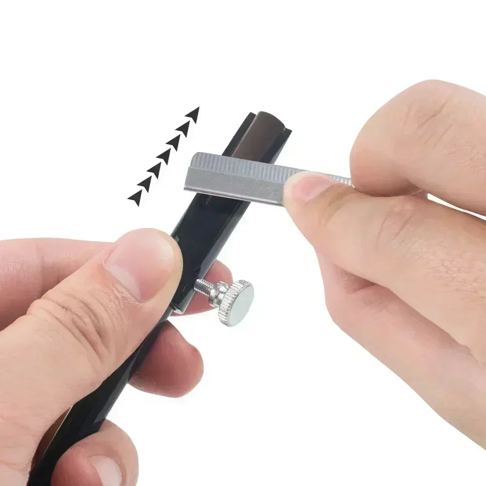 Eyebrow Pen Sharpening Tool