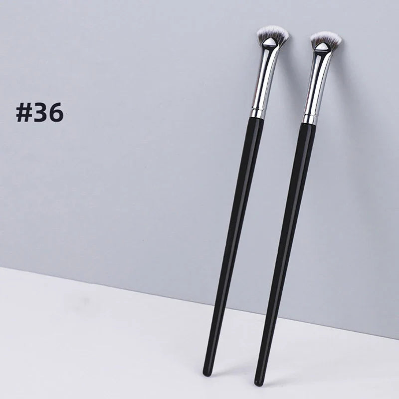 Fan-Shaped Eyelash Brush for Makeup