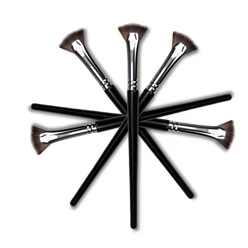 Fan-Shaped Eyelash Brush for Makeup