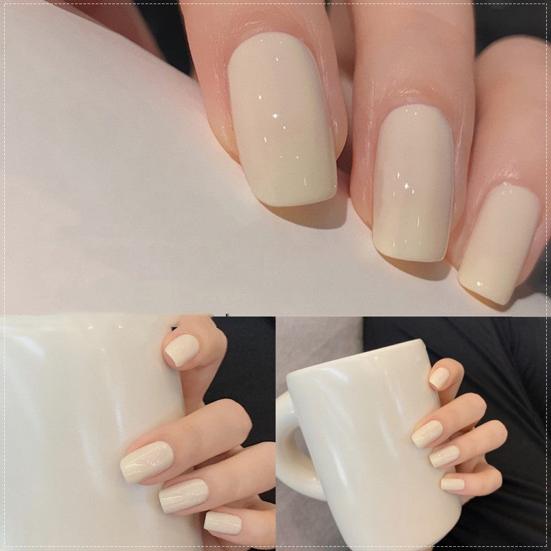 Fashionable Fluorescent Nail Polish