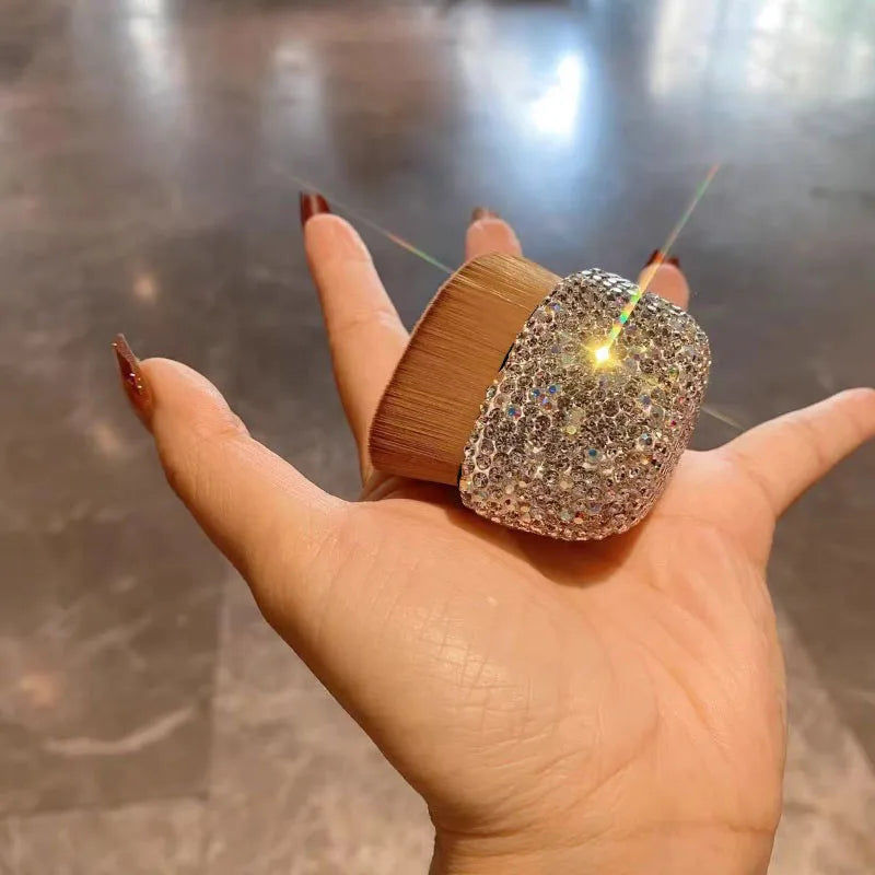 Flawless Foundation Brush Set with Diamond Design