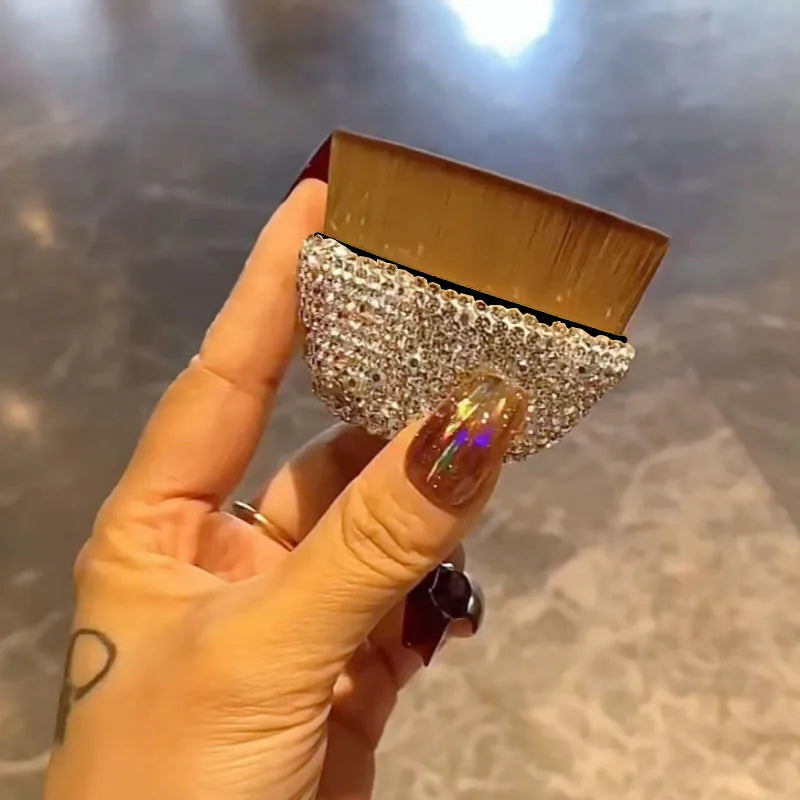 Flawless Foundation Brush Set with Diamond Design