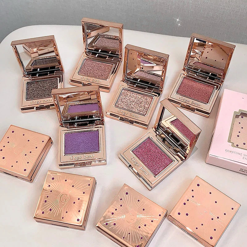 Gege Bear Shimmering Eyeshadow Palette