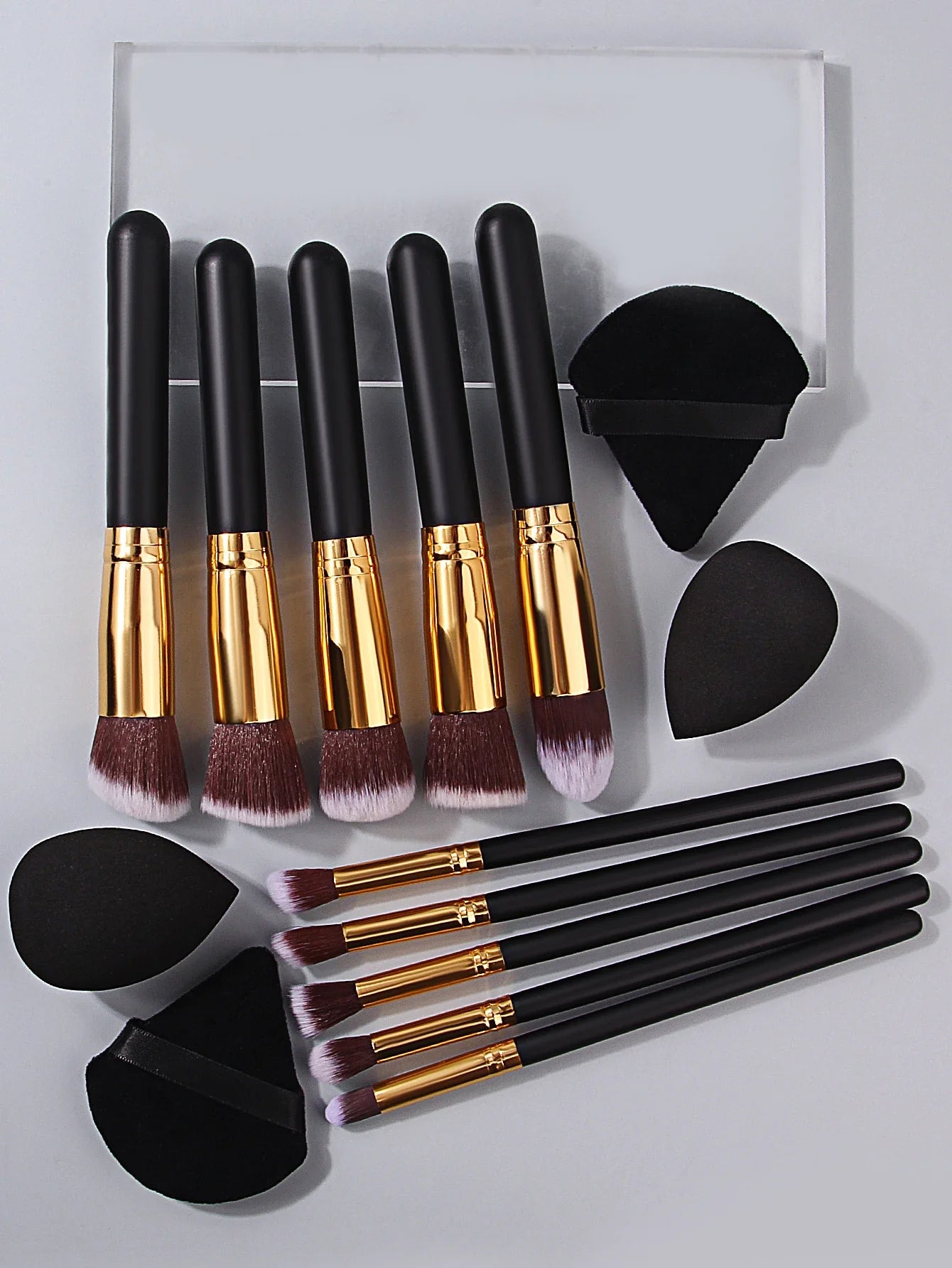 High-End Wooden Handled Makeup Brush Set