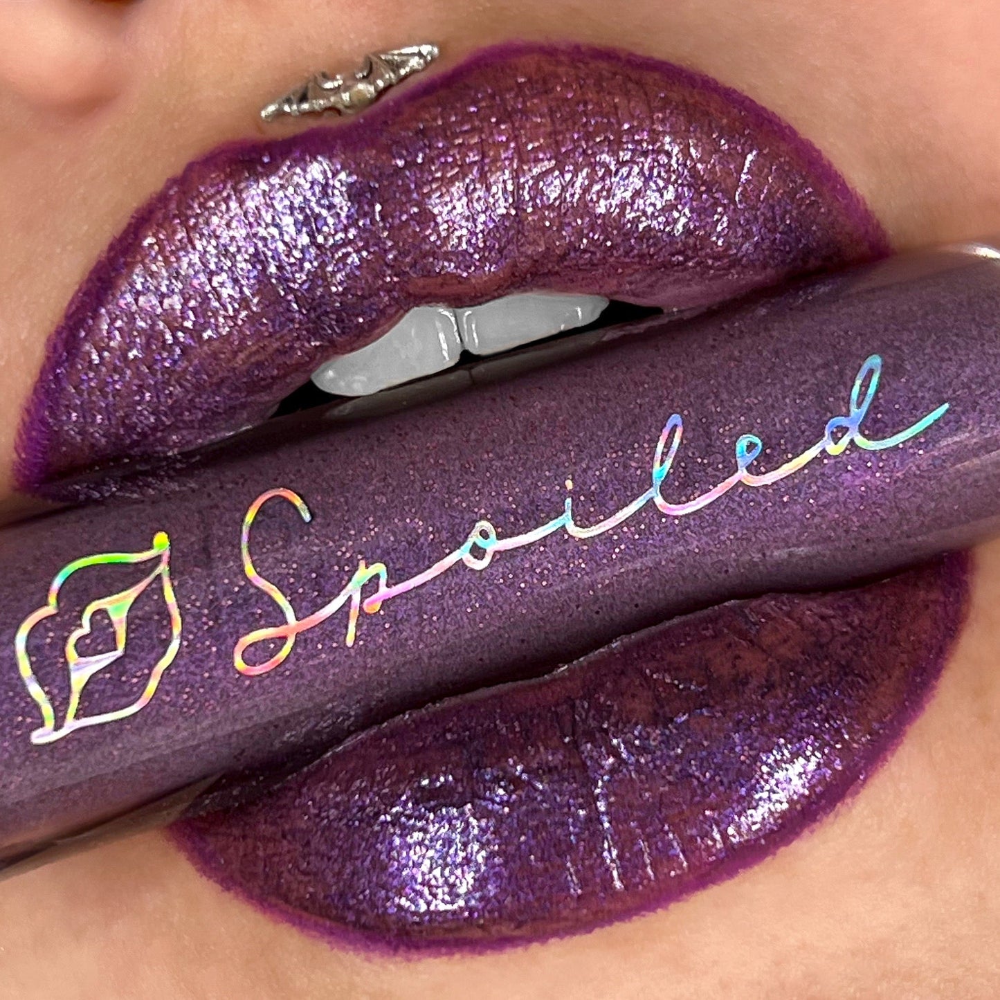 Ghostly | Lip tinting gloss