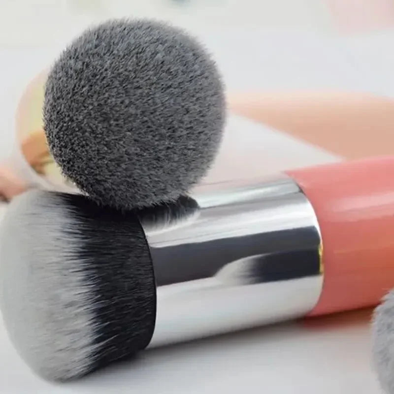 Large Fat Pier Foundation Makeup Brush 2025