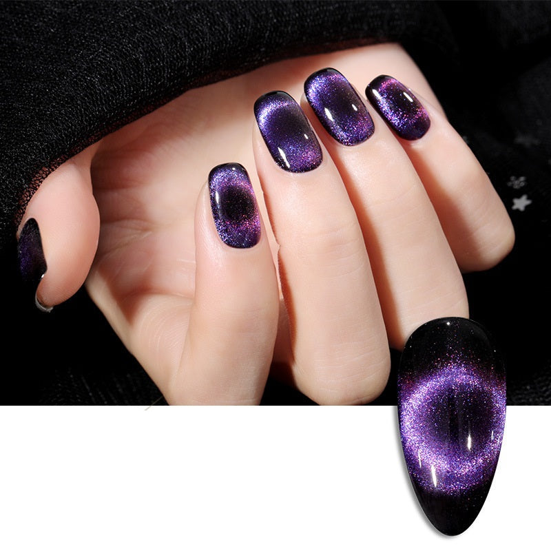 Mesmerizing Cat Eye Nail Polish