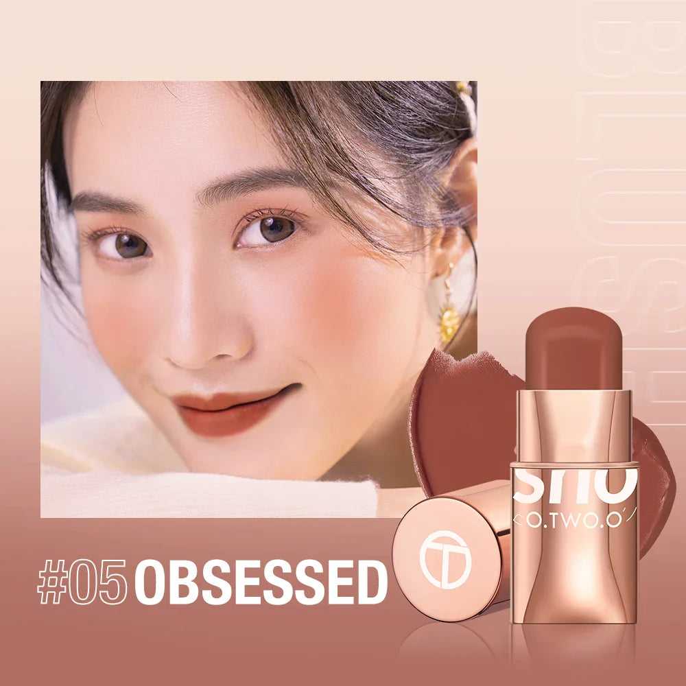 O.TWO.O 3-in-1 Lipstick