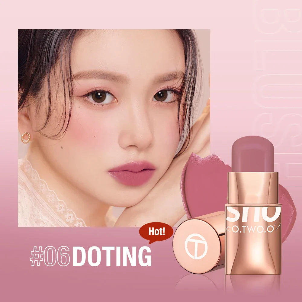 O.TWO.O 3-in-1 Lipstick