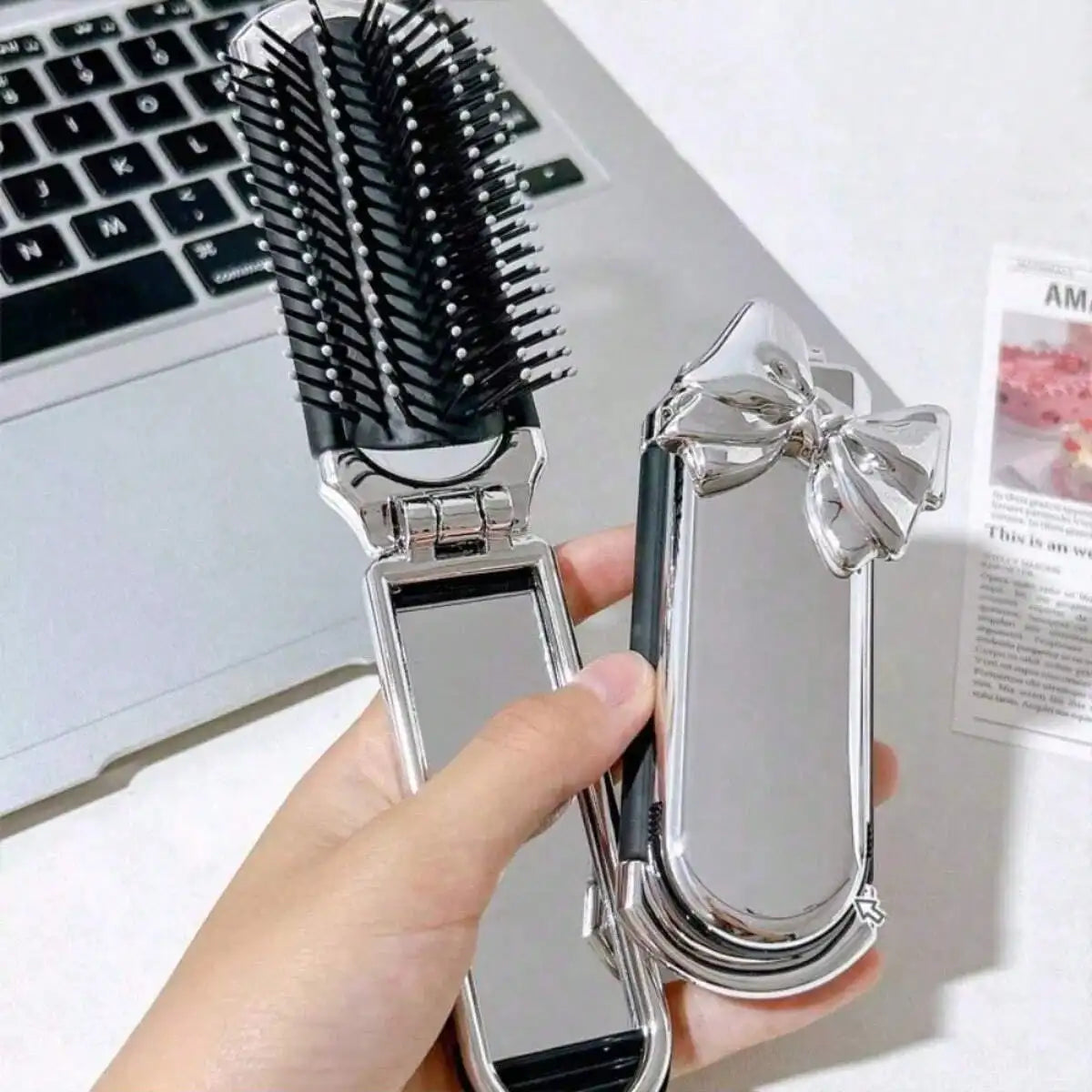 Portable Comb with Mirror