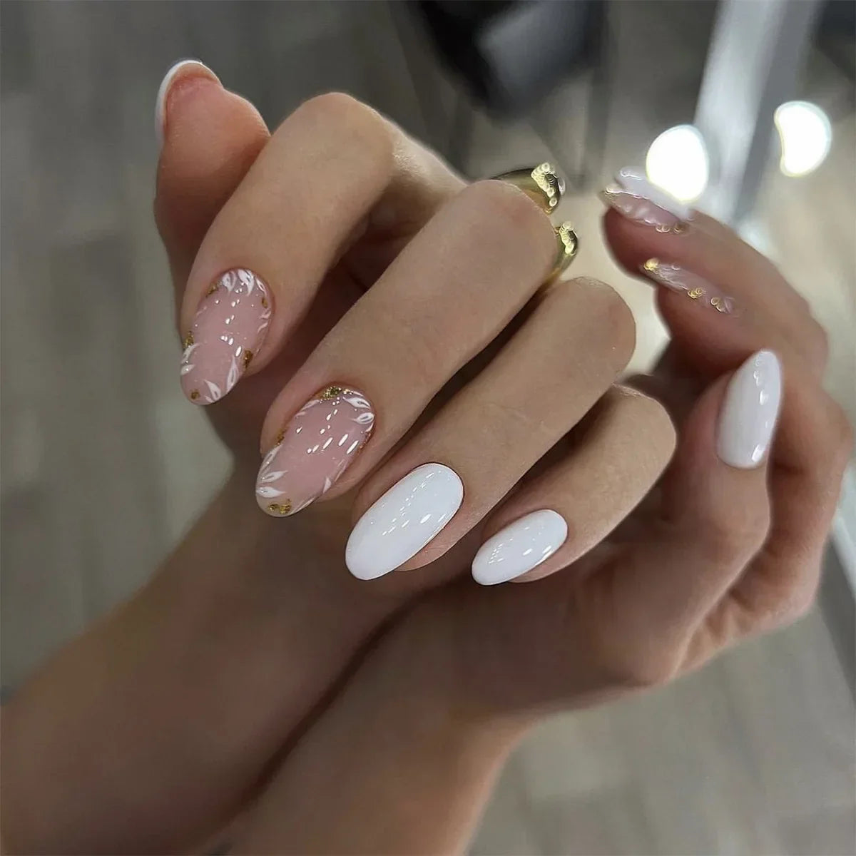 Press-On Nail Set