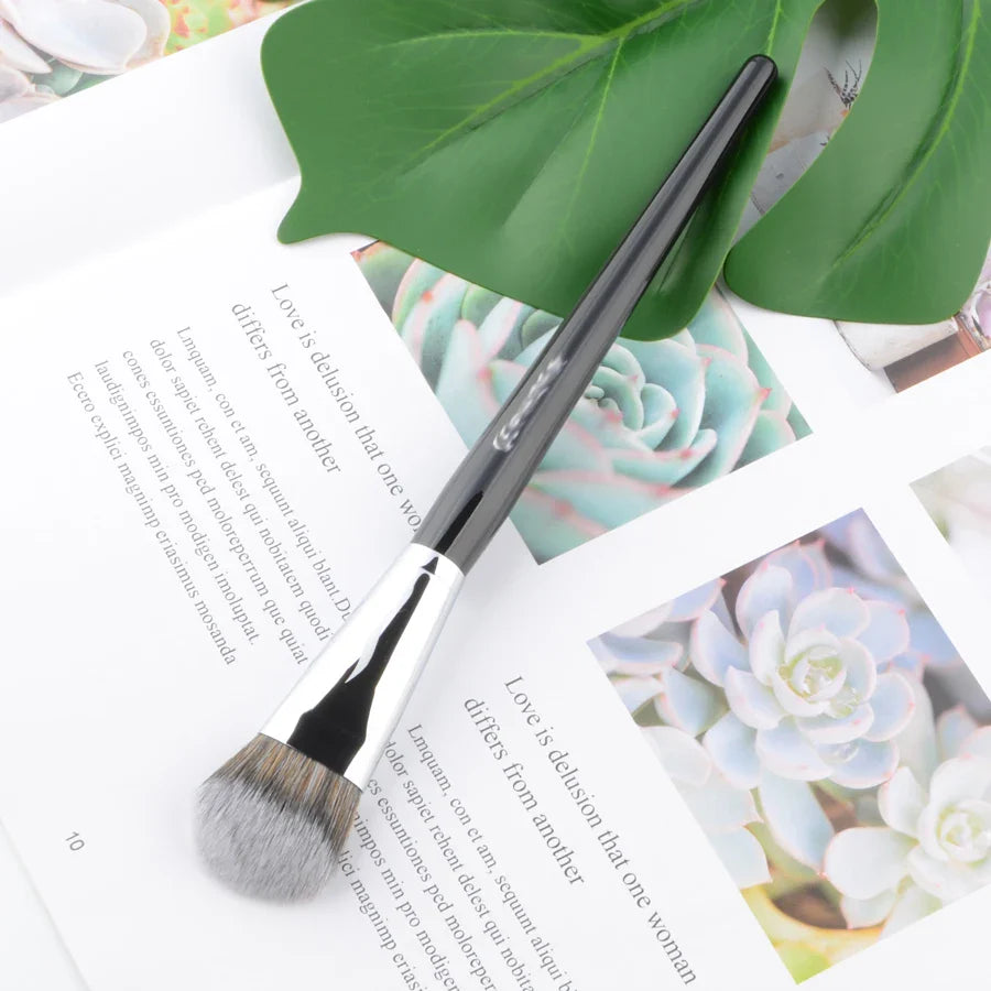 Pro Makeup Brushes with Black Handle
