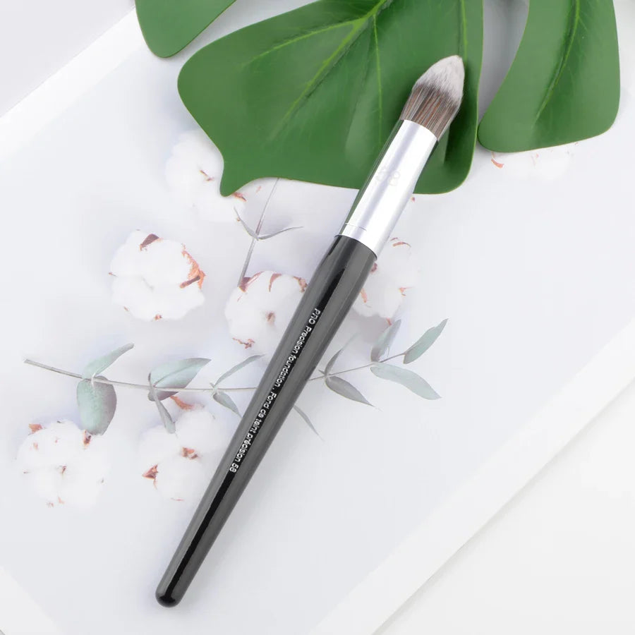 Pro Makeup Brushes with Black Handle