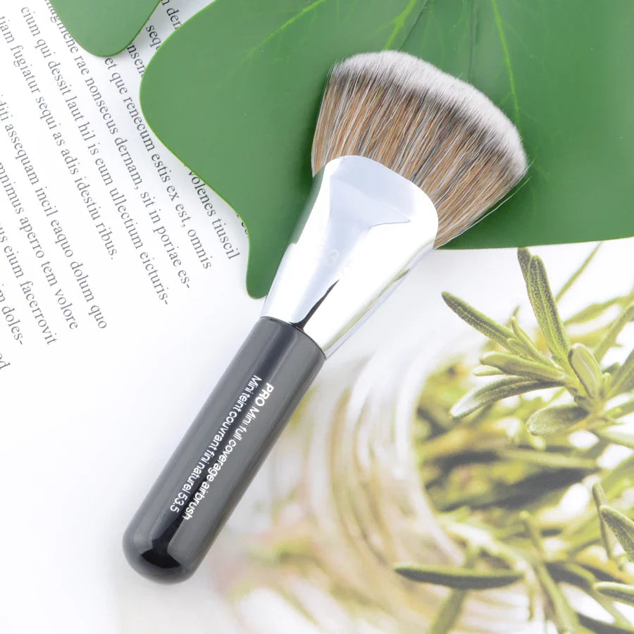 Pro Makeup Brushes with Black Handle