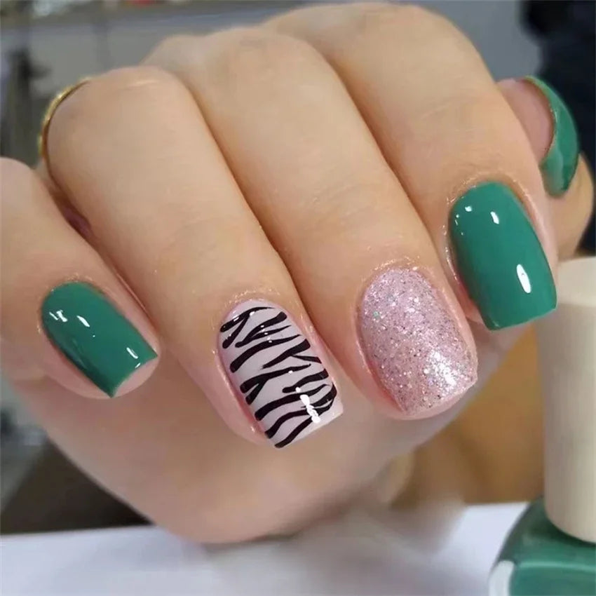 Press-On Nail Set