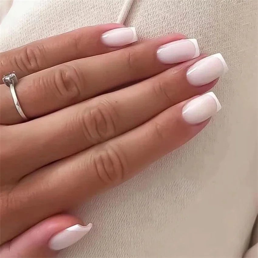 Press-On Nail Set