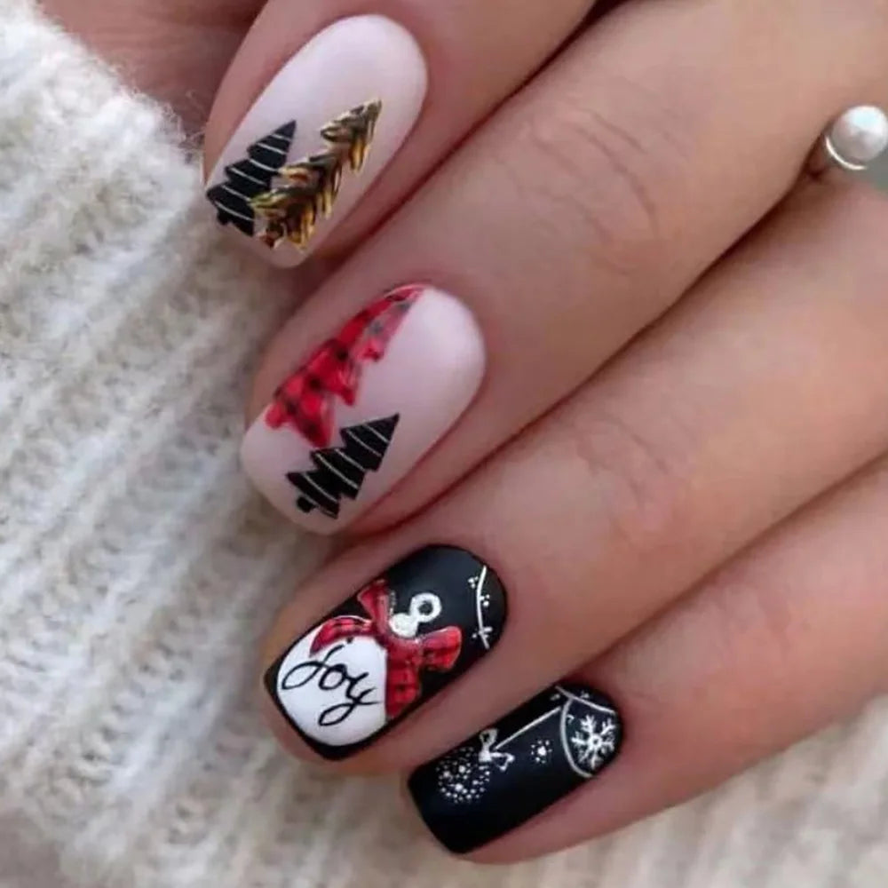Santa Claus Fake Nail Tips - Festive Nail Art