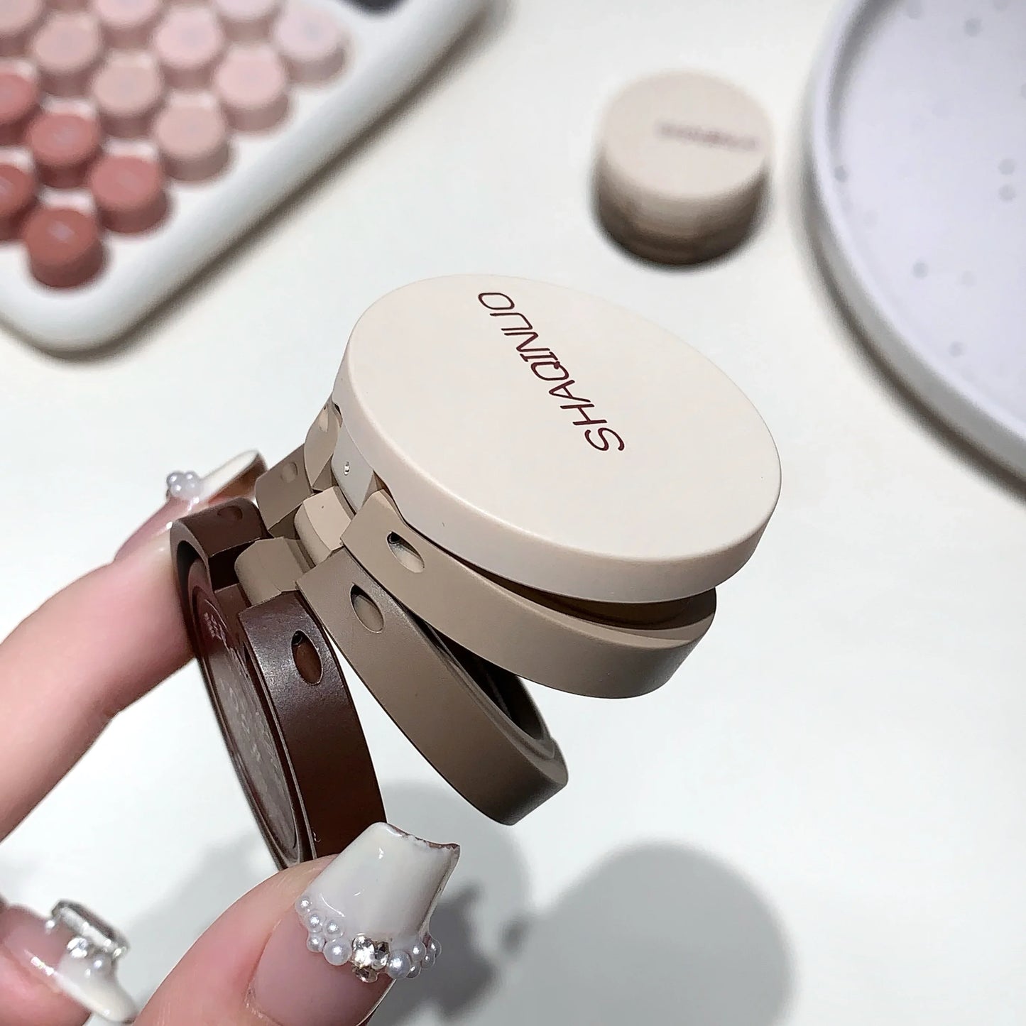 Shaqinuo Earth-tone Eyeshadow Palette