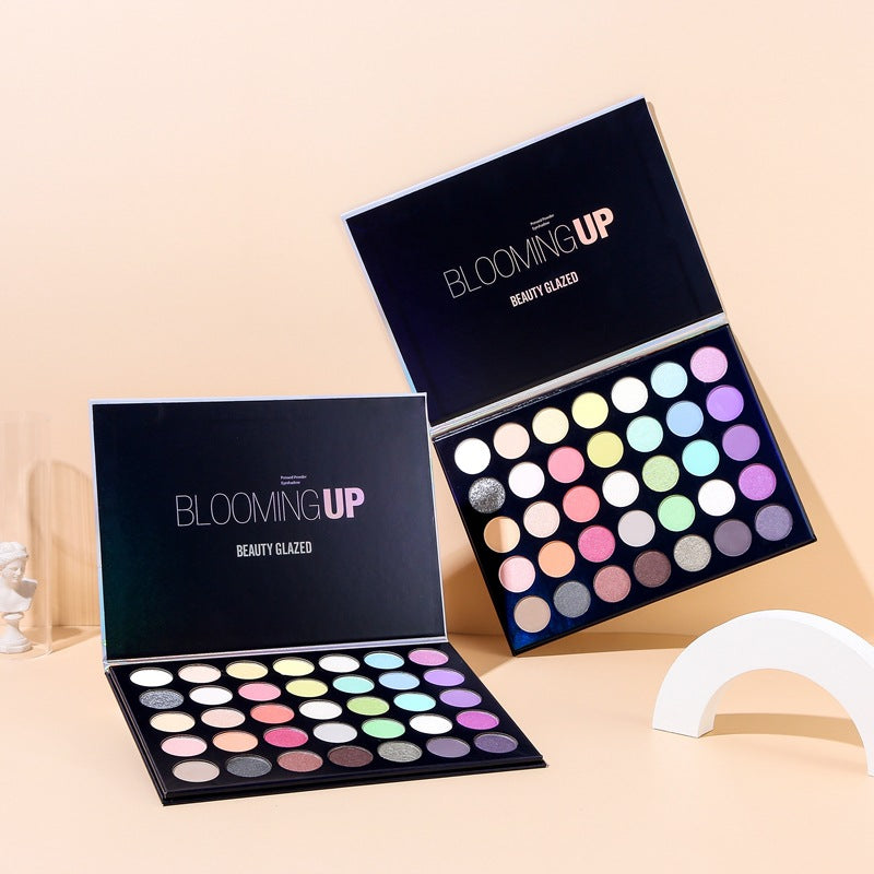 Versatile Shades 35-Color Eyeshadow Palette