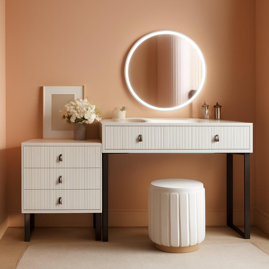 White Vanity Desk With Professionally Calibrated Lights