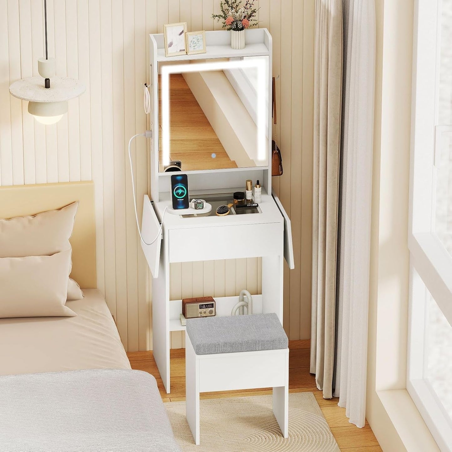 Exquisite 20 Inch Vanity Desk With Illuminated Mirror