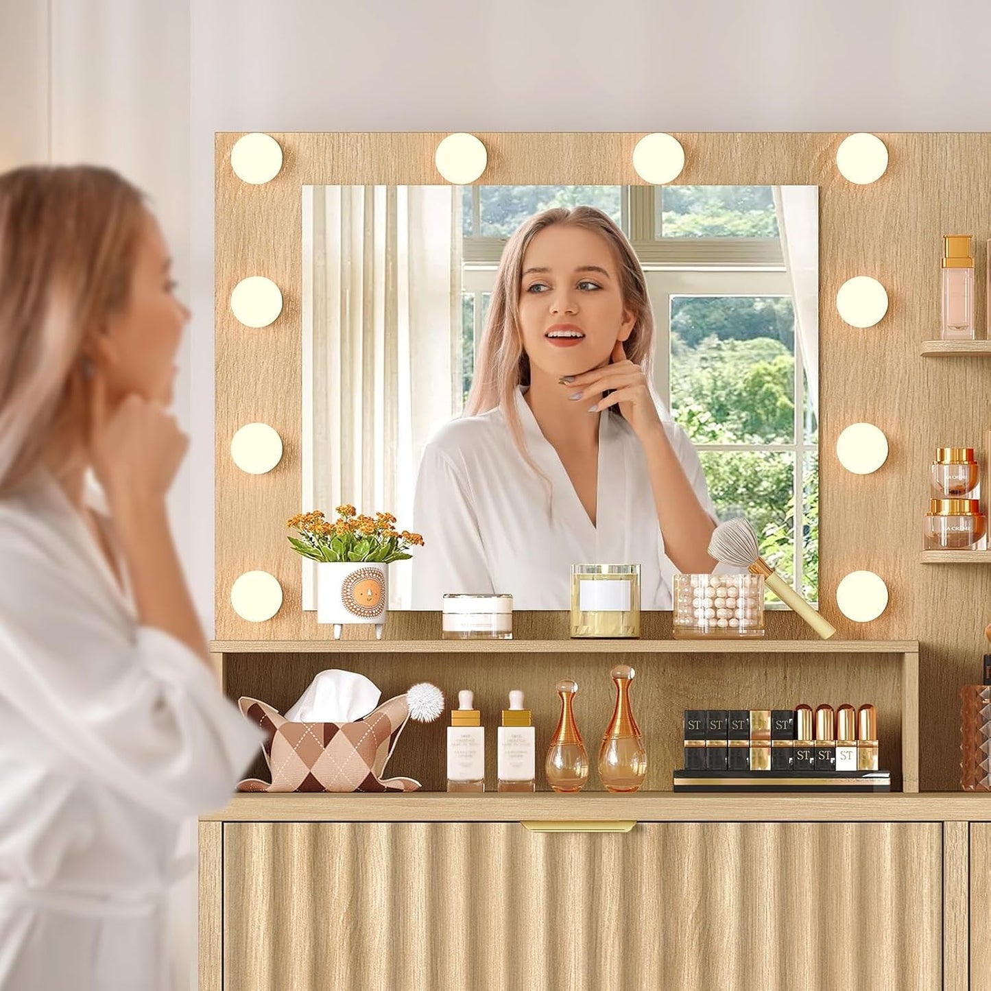 Fluted Vanity Desk Mirror With Adjustable Lighting